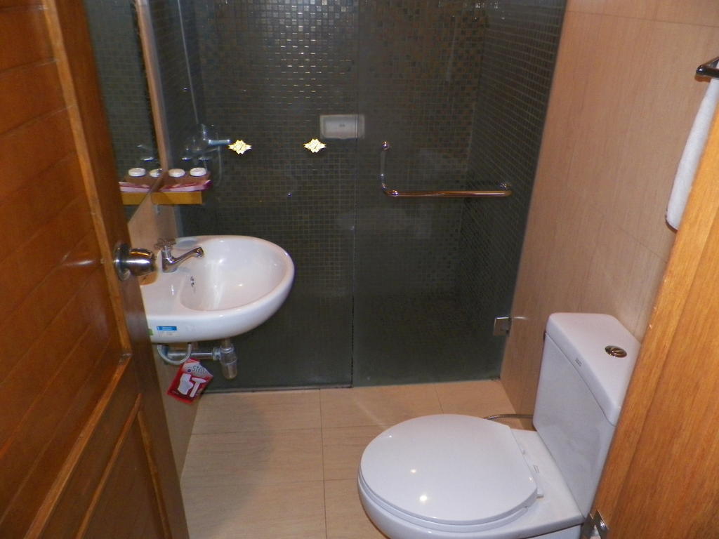 Ariandri Boutique Guesthouse Bandung Quarto foto